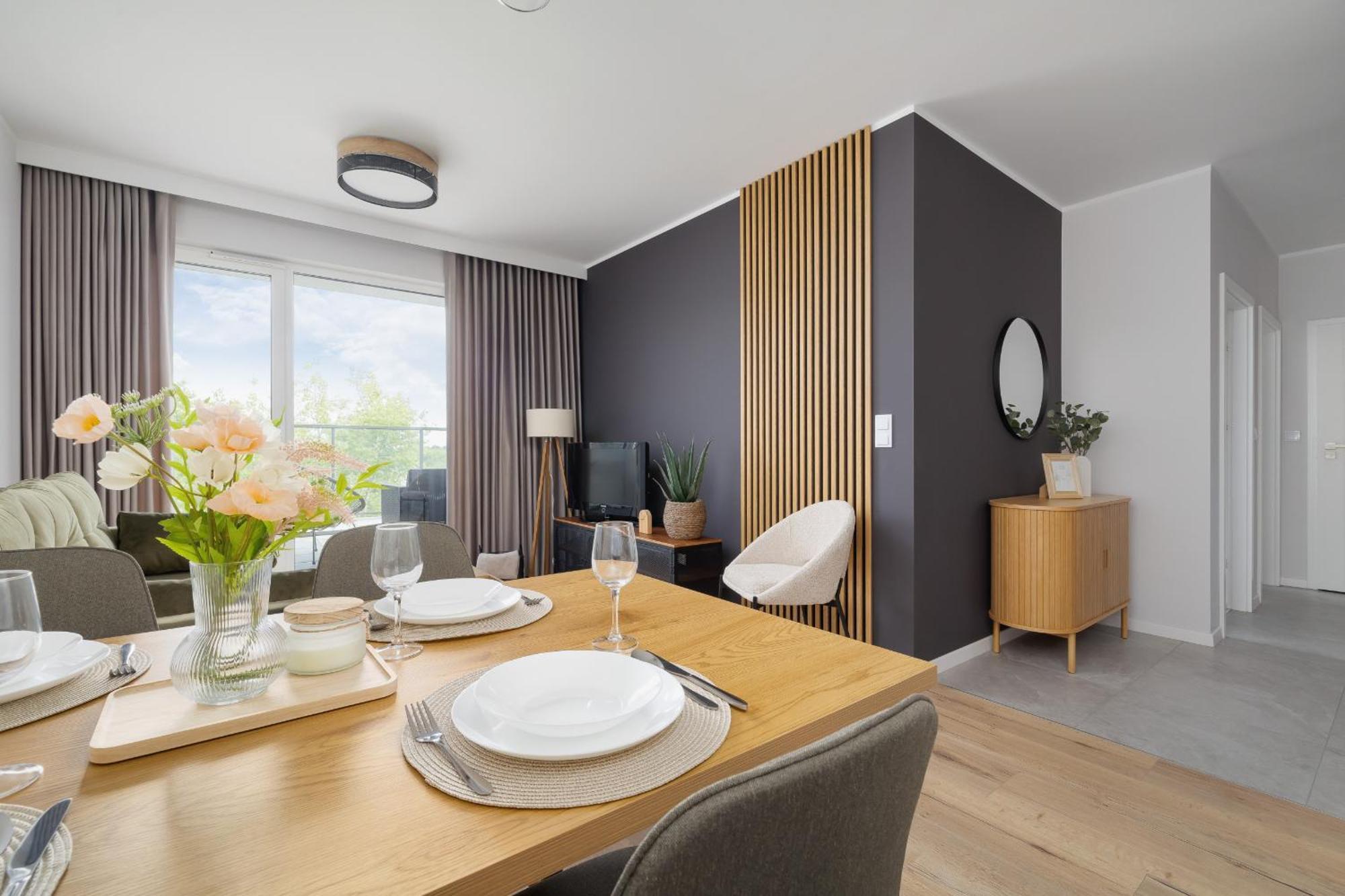 Stylowy Apartament Z Dwiema Sypialniami Balkonem I Parkingiem By Noclegi Renters カトヴィツェ エクステリア 写真