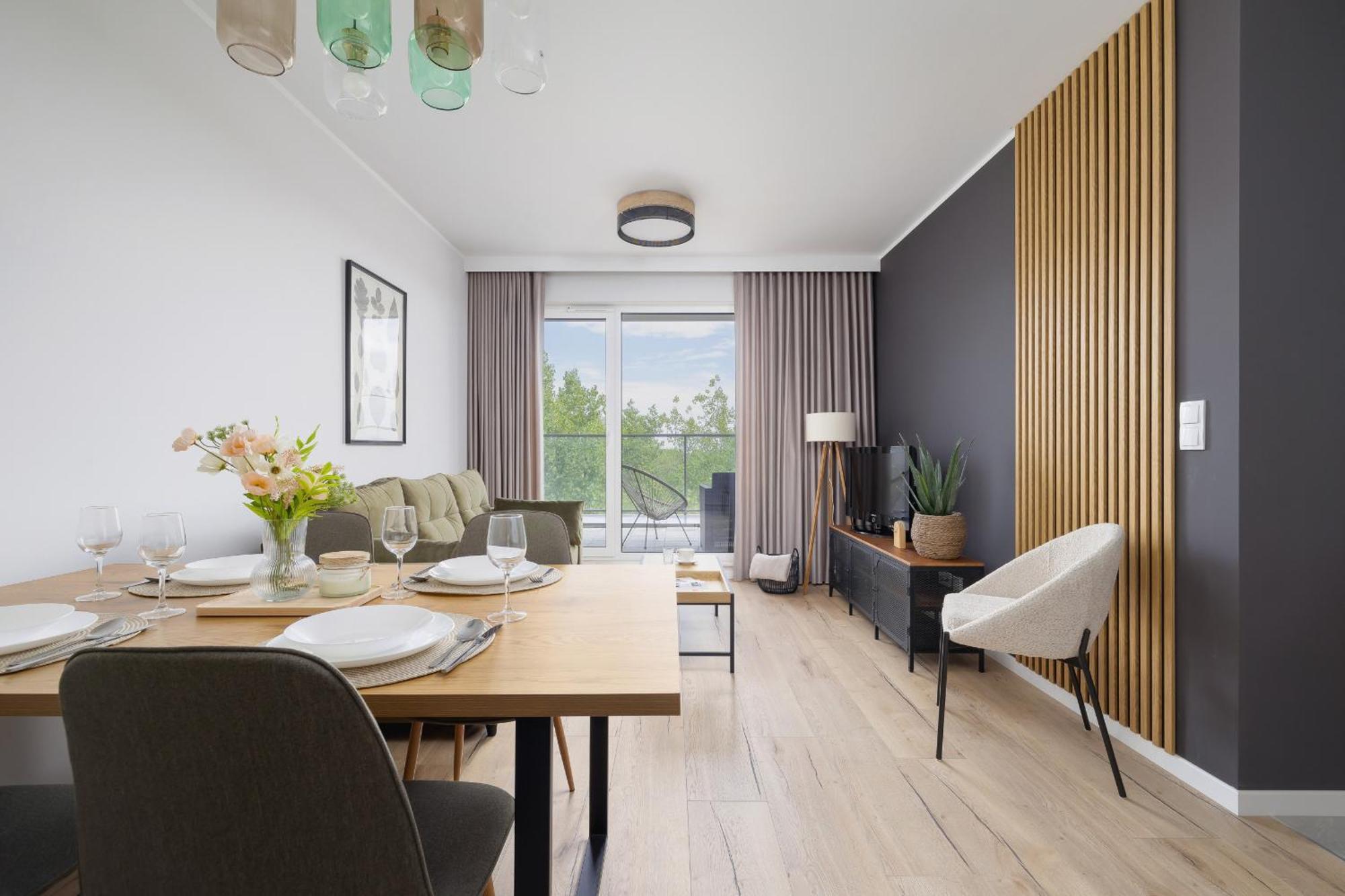 Stylowy Apartament Z Dwiema Sypialniami Balkonem I Parkingiem By Noclegi Renters カトヴィツェ エクステリア 写真